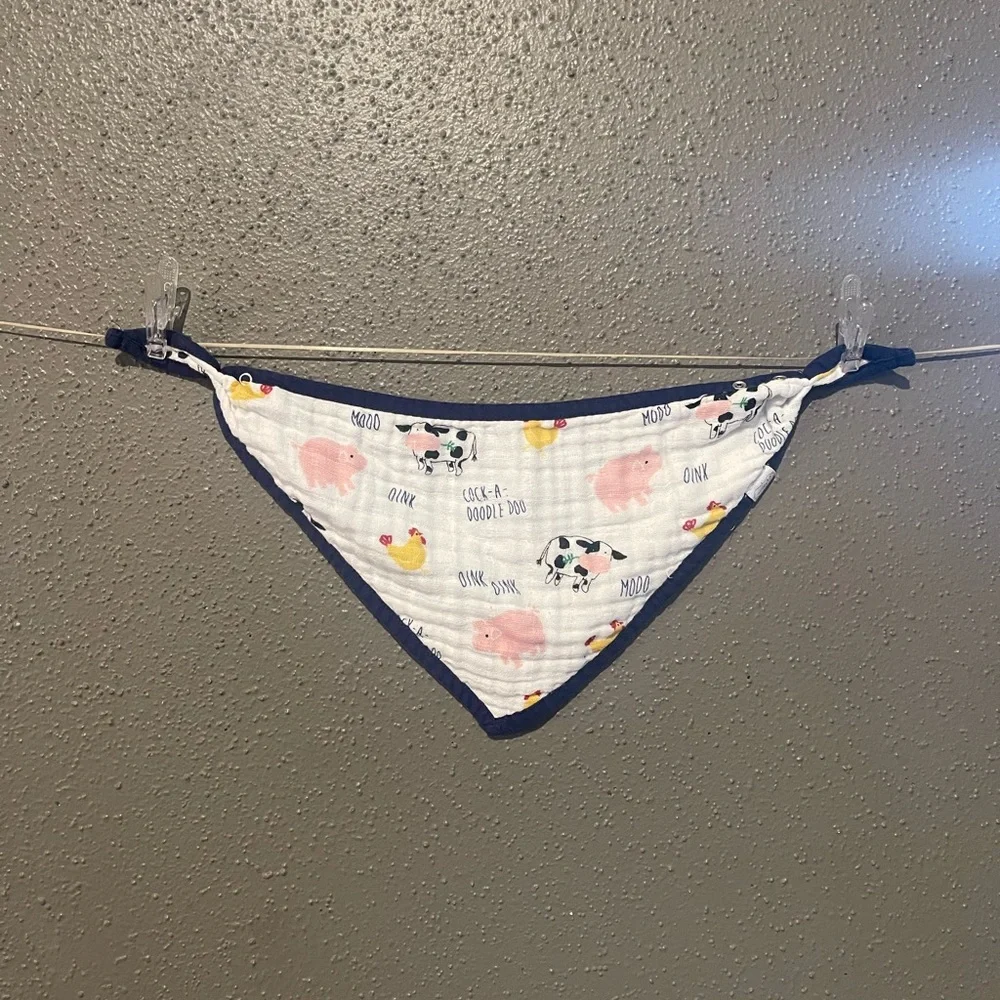 Mud Pie Farm Animal Bandana Bib